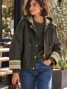 Barbour Ryedale Waxed Cotton Jacket MSRP$540 British Elegance